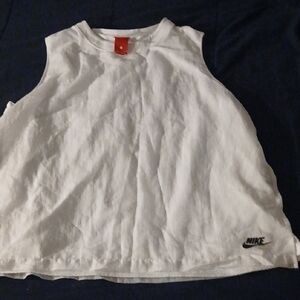 Nike Womens White Sleeveless Top